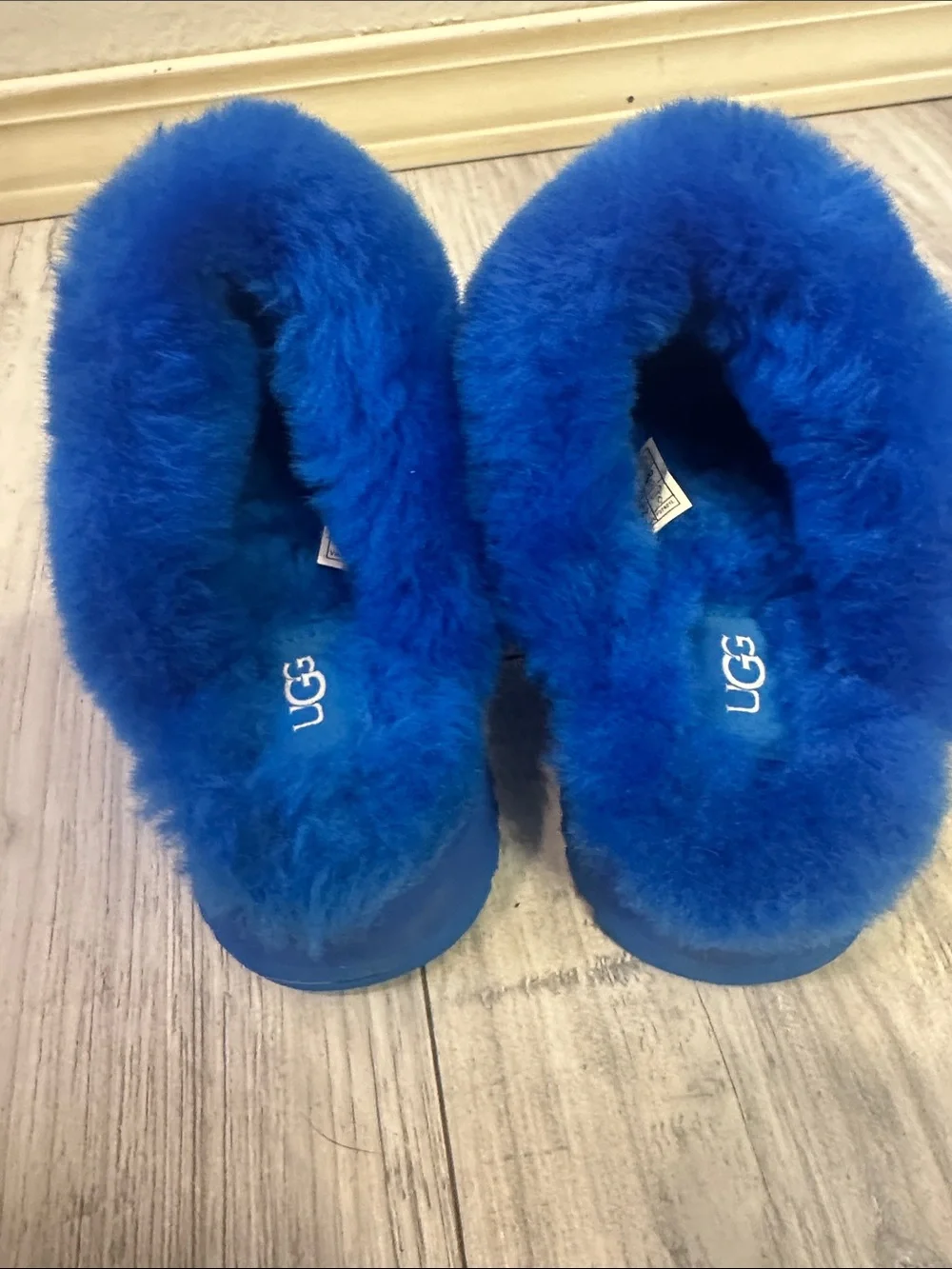 UGG Electric Blue Shearling Slip-On Mules - Picture 3 of 9